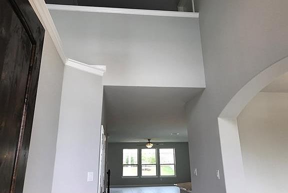 4th image of 731 Vista Garden Dr