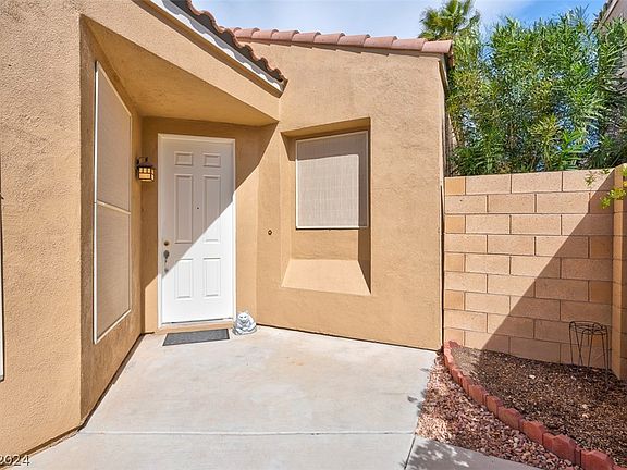 5th image of 9278 Aqueduct St