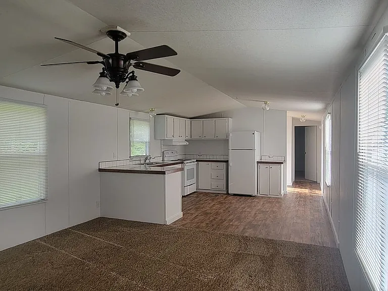 649 Trollingwood Hawfields Rd #10A — Photo 4