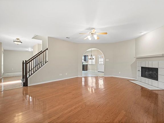 5th image of 5400 Vineyard Ln