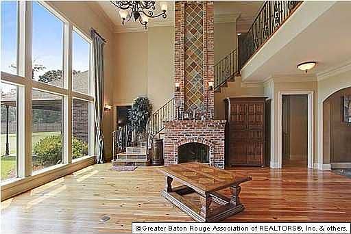 5th image of 16242 Missy Ct