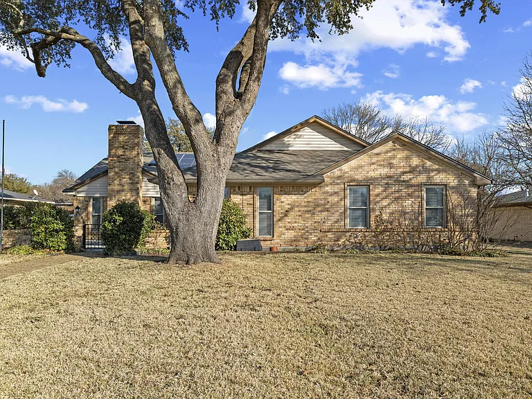 322 N Greenstone Ln — Photo 41