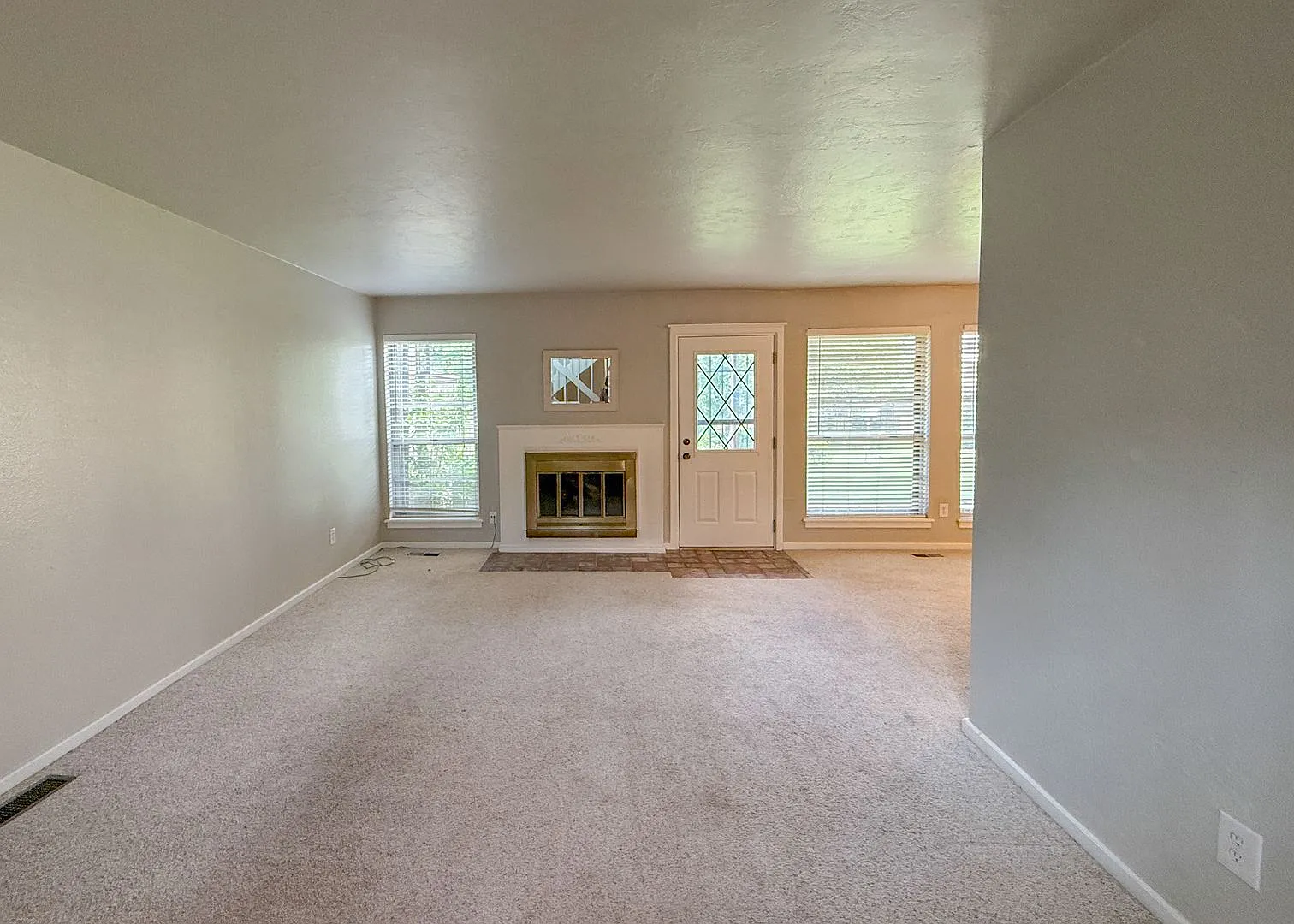 Waterfront Townhome in NW OKC! — Photo 4