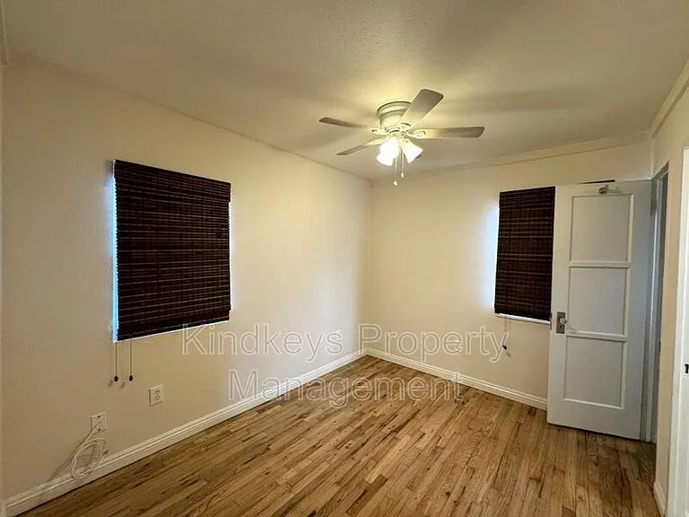 5042 Muir Ave — Photo 8