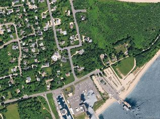 320 Lands End Rd, Orient, NY 11957
