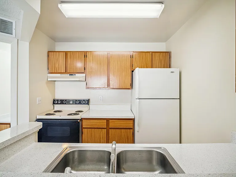 Latigo 27 — Photo 83