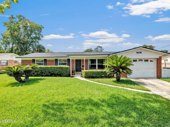 5676 FLAGSTAFF Road, Jacksonville, FL 32207