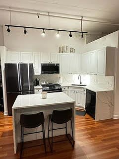 5th image of 1301 W Madison St APT 514