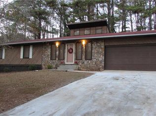 5110 Kerry Dr SW, Atlanta, GA 30331