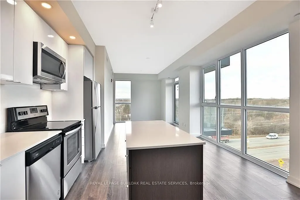 2 bed, $2,995 — Photo 1