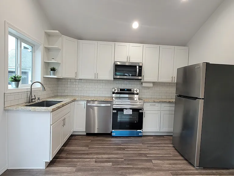 5407 S Pine St #B — Photo 5