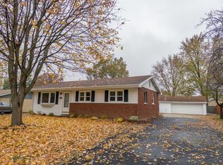 1747 Aspen Ln, Joliet, IL 60433