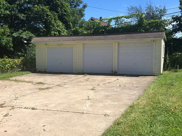 1625 Lakewood Ave — Photo 13