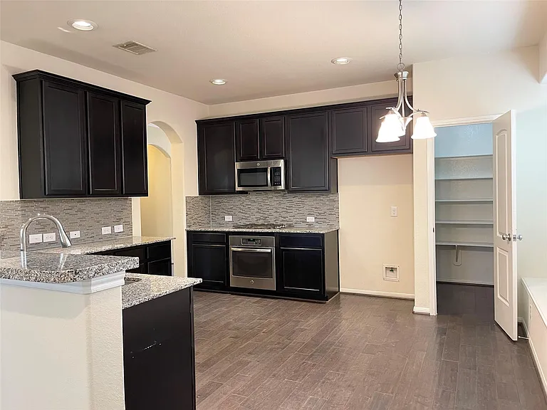 3010 Overbrook Meadow Ln — Photo 11
