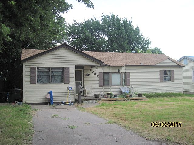 2nd image of 6707 NW 29th Ter