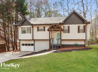 4412 Lucy Ln SW, Snellville, GA