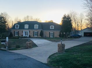 108 Cardinal Dr, Central City, KY 42330