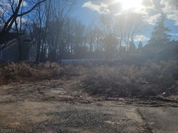 417 Kearney St, Paterson City, NJ 07522