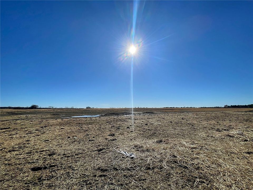 2nd image of 80AC W Highway 72