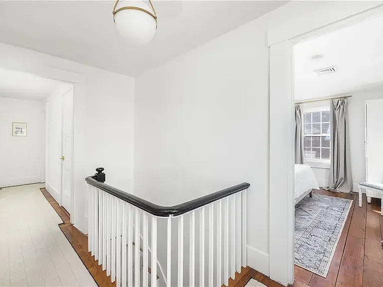 17 Old Beach Rd — Photo 26