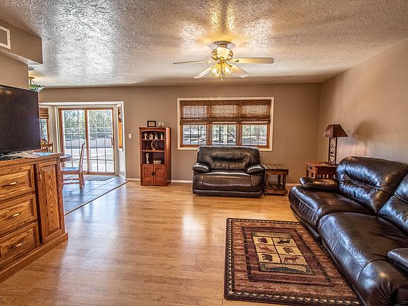 4th image of 6319 Red Rock Dr