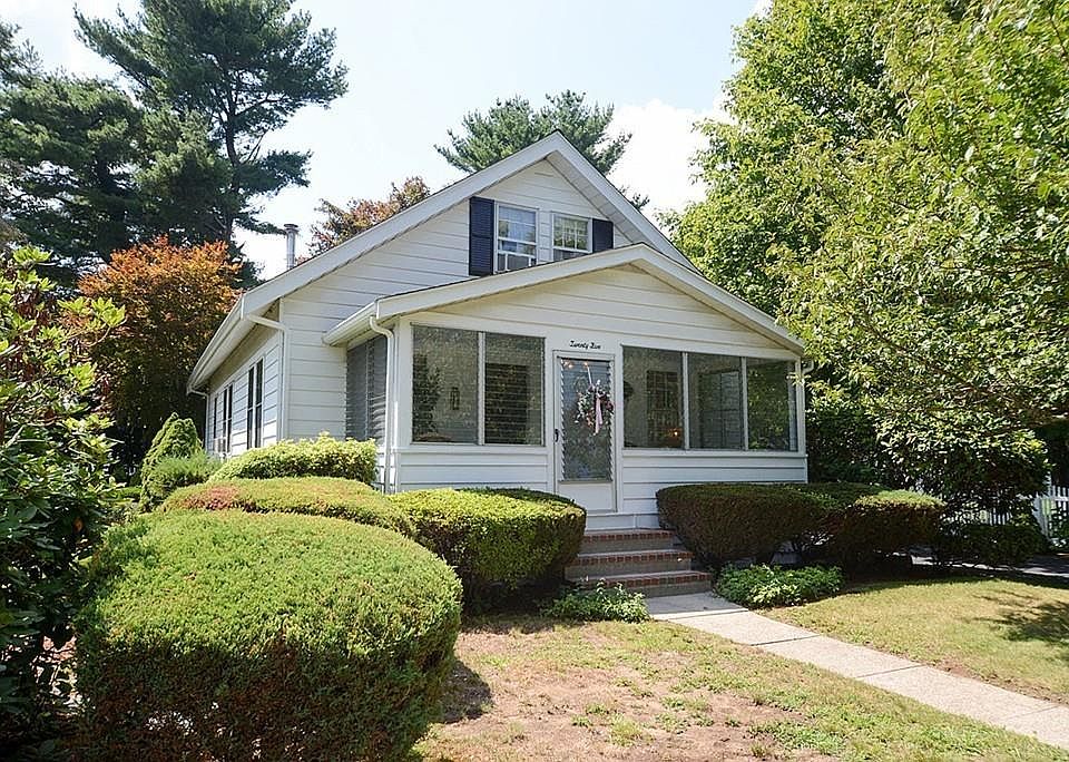 1st image of 25 Walker Rd
