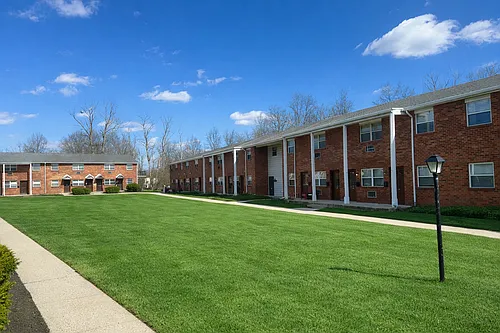 Park Manor Apartments- Quakertown Photo 1 Park Manor Apartments- Quakertown Photo 1