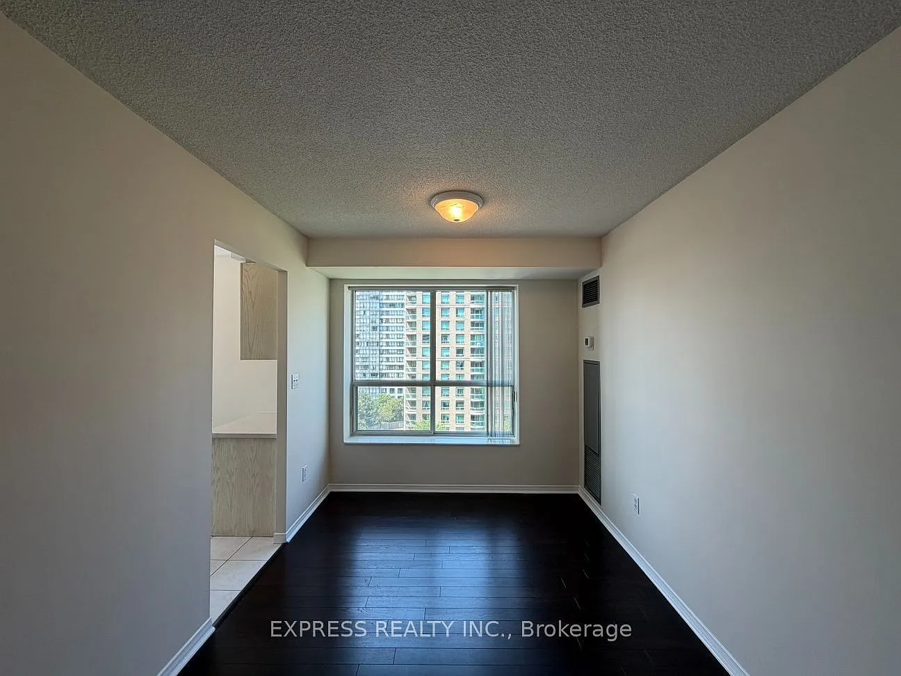 2 bed, $3,100 — Photo 4