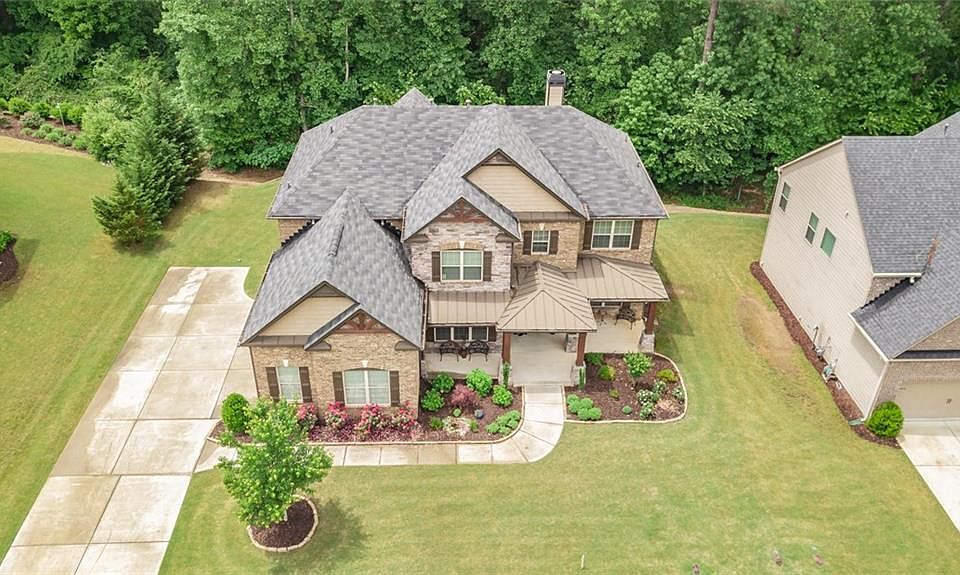 1st image of 410 Lakestone Dr