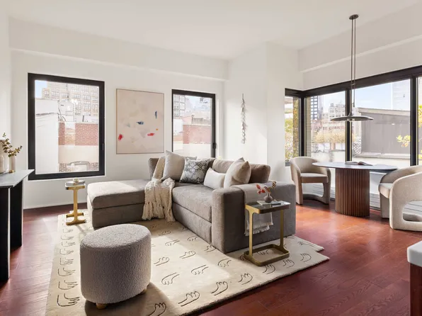 83 Thompson Street image 15 of 31