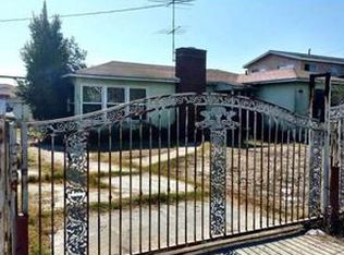 602 W Raymond St, Compton, CA 90220