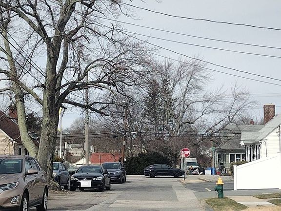 4th image of 16 Crossway Rd