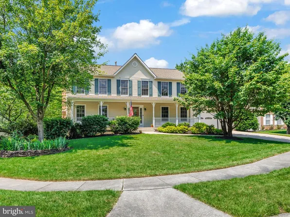 11803 Bridges Ct, Bowie, MD 20720