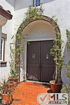 Double Door Entry