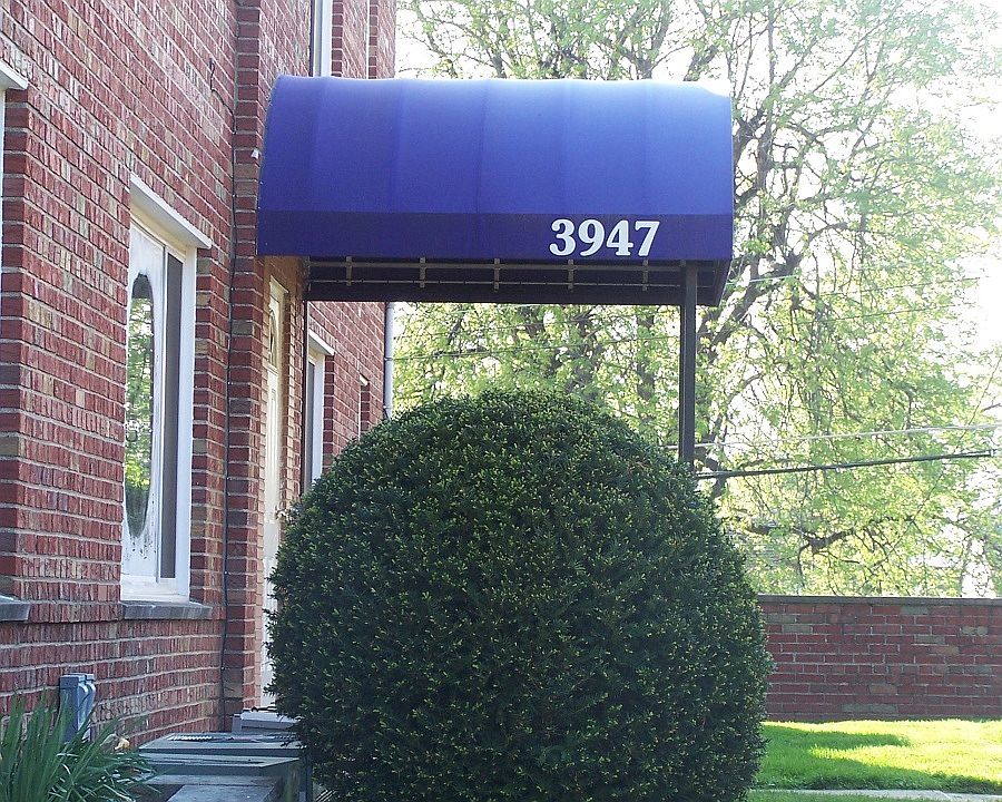 2nd image of 3947 Jamieson Ave APT 1E