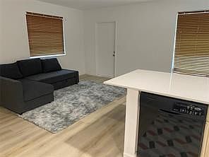 4th image of 233 Neptune Avenue