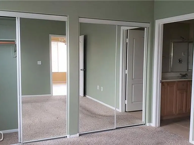2305 W Horizon Ridge Pkwy #3923 — Photo 4
