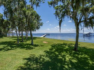 712 Cedar Creek Rd, Palatka, FL 32177