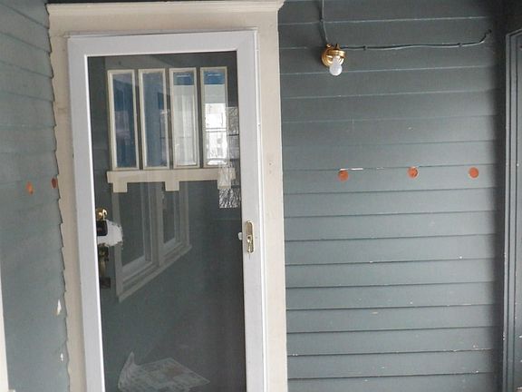 2nd image of 2713 N Peoria Ave