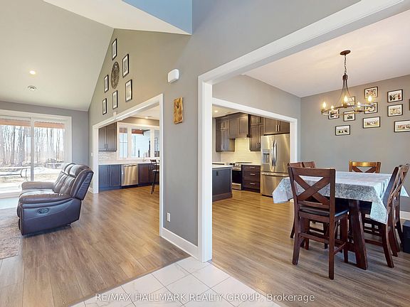 3rd image of 16 Cole Rd