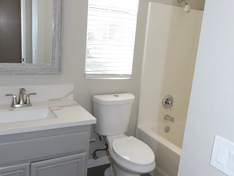 1559 W Avenue H4 — Photo 13