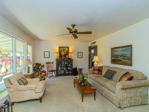 5th image of 5078 E Hedges Ave