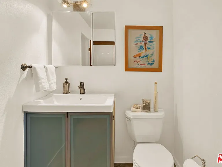 2714 Auburn St #6 — Photo 36
