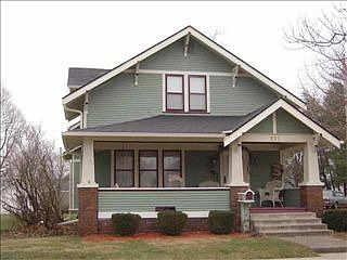 1st image of 951 N Clay St