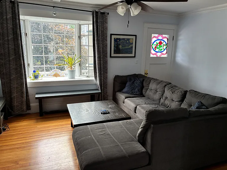 45 Waldemar Ave #2 — Photo 7