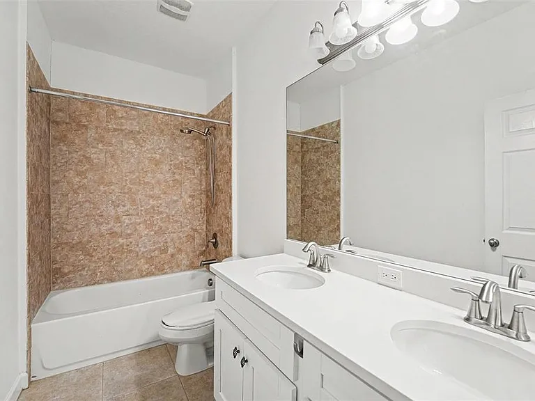 1264 Riserva Ln — Photo 9