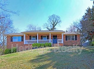 9608 Clearwater Dr, Knoxville, TN 37923