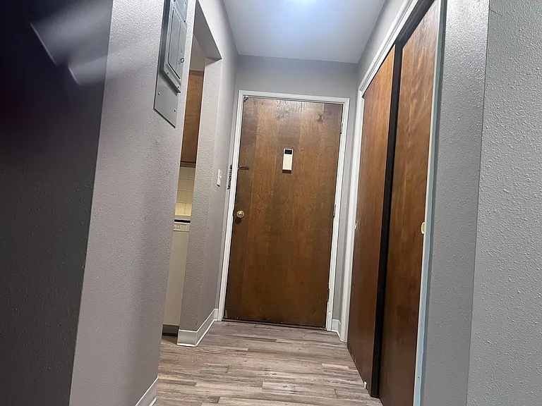 719 E Cavour Ave — Photo 9