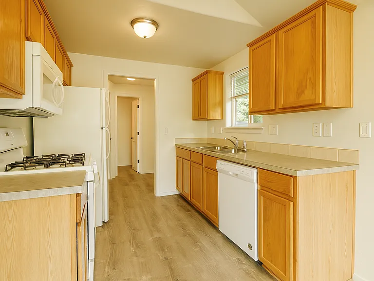 20812 Comet Ln #1 — Photo 5