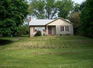 2473 Eagle Valley Rd, Mill Hall, PA 17751